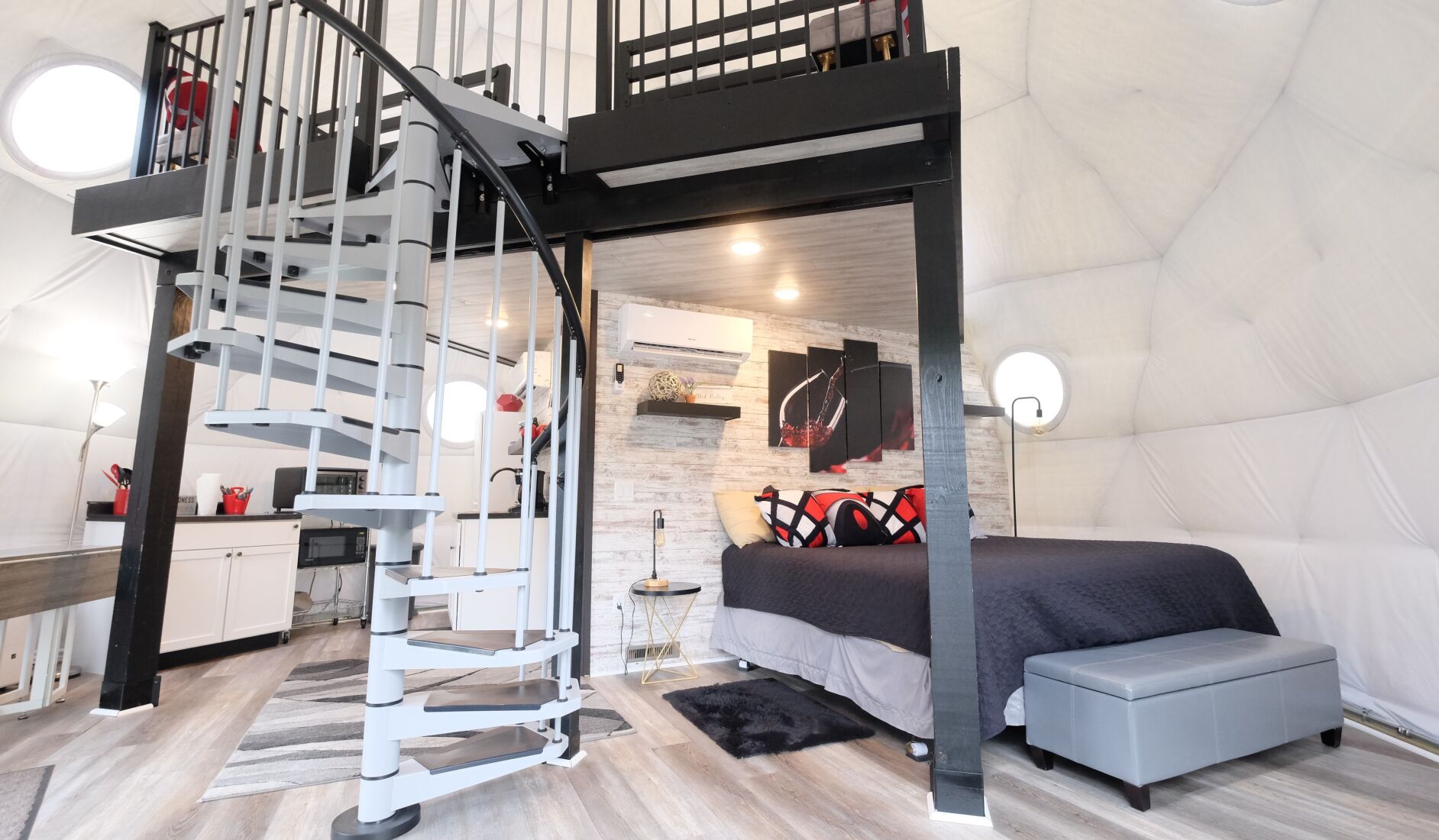 King Dome-bed 2.JPG
